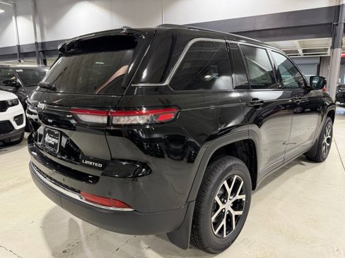 New 2025 Jeep Grand Cherokee Limited image 9