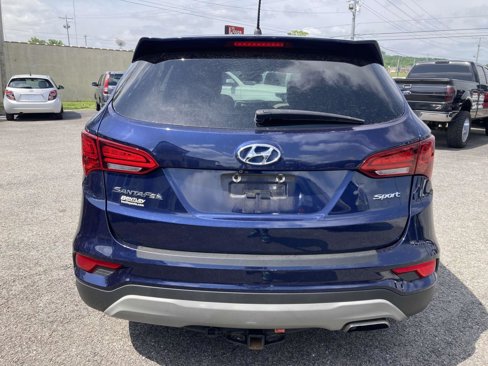 Used 2018 Hyundai Santa Fe Sport image 3