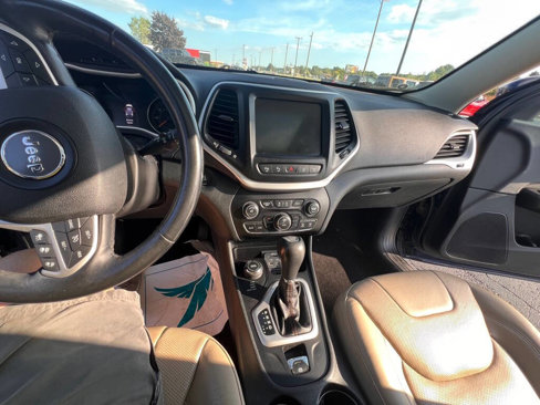 Used 2015 Jeep Cherokee Limited w/ Luxury Group image 59