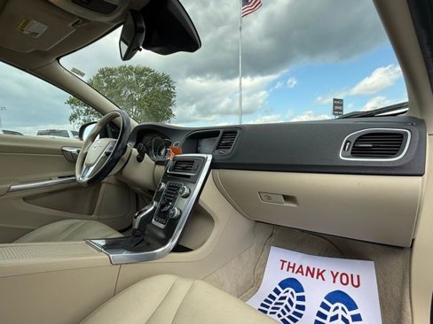 Used 2015 Volvo S60 T5 image 20