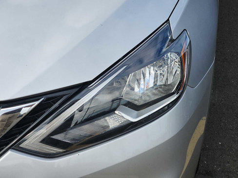 Used 2019 Nissan Sentra S image 7