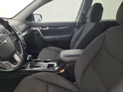 Used 2015 Kia Sorento LX image 17