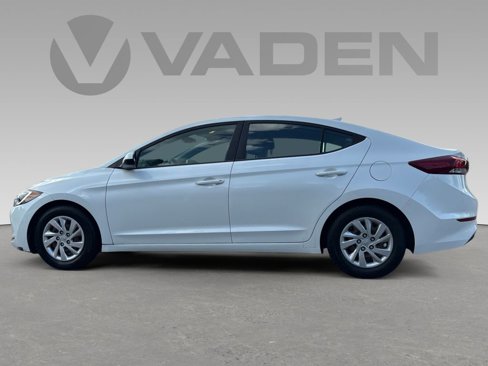 Used 2017 Hyundai Elantra SE image 7