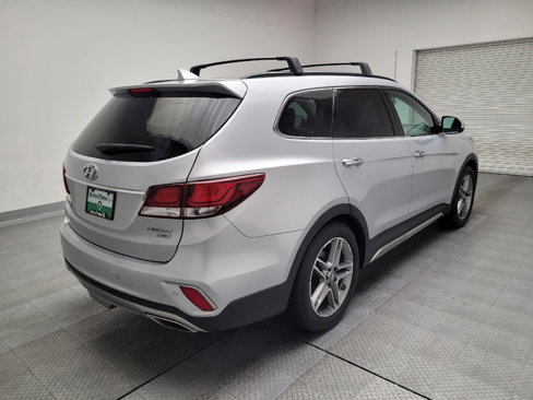 Used 2017 Hyundai Santa Fe Limited image 9