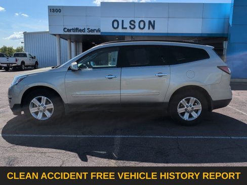 Used 2014 Chevrolet Traverse LT image 3
