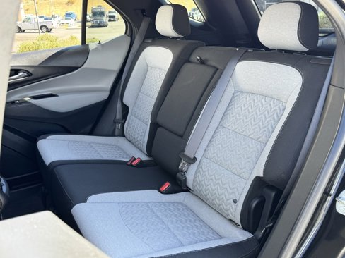 Used 2022 Chevrolet Equinox LT image 28