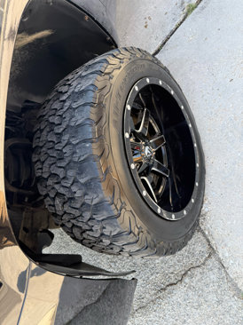 Used 2007 GMC Yukon SLE image 2