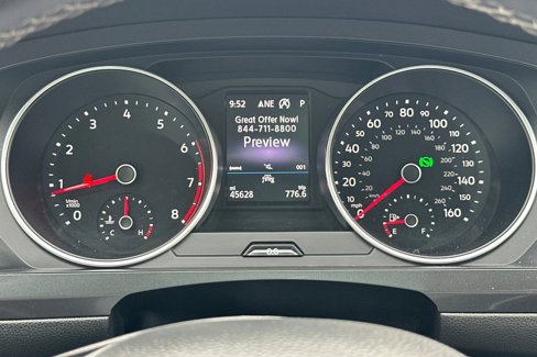 Used 2021 Volkswagen Tiguan SE image 26
