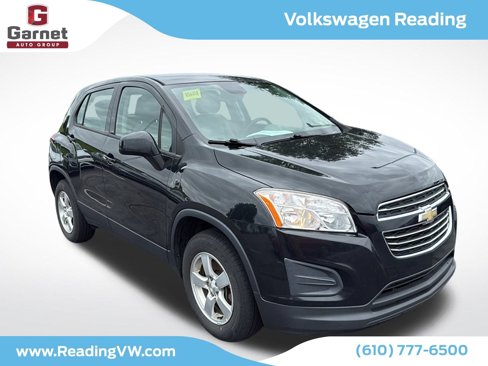 Used 2016 Chevrolet Trax LS w/ LPO, Cargo Package image 3
