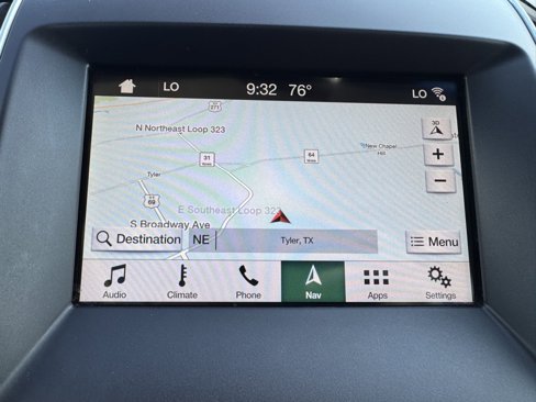 Used 2017 Ford Edge Titanium w/ Technology Package image 29