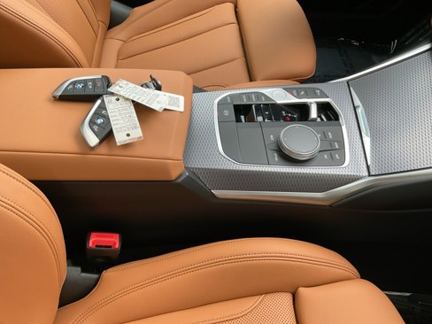 New 2025 BMW 330i Sedan w/ Premium Package image 33