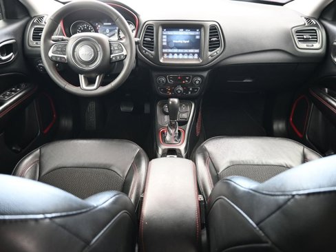 Used 2021 Jeep Compass Trailhawk image 36