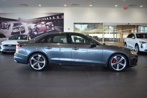 Used 2022 Audi A4 2.0T Premium Plus w/ Premium Plus Package image 12