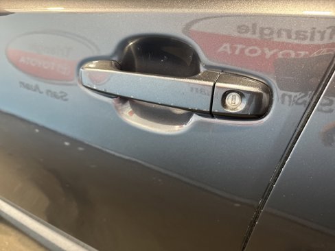 Used 2022 Toyota C-HR XLE image 13