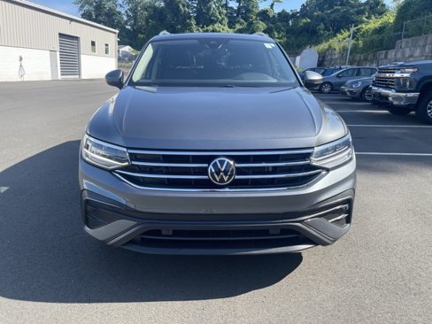 Certified 2022 Volkswagen Tiguan SE w/ Panoramic Sunroof Package image 7