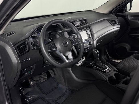 Used 2020 Nissan Rogue S image 11