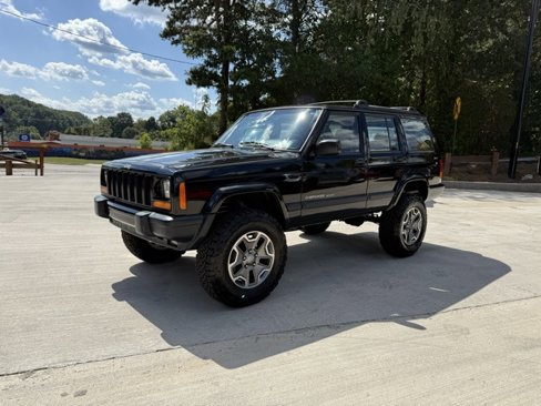 Used 1999 Jeep Cherokee Sport image 9