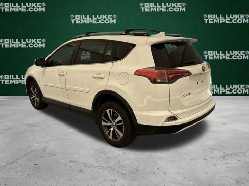 Used 2018 Toyota RAV4 XLE image 10