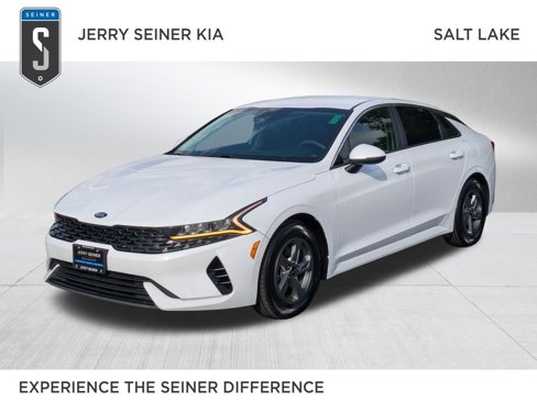 Used 2021 Kia K5 LXS image 1