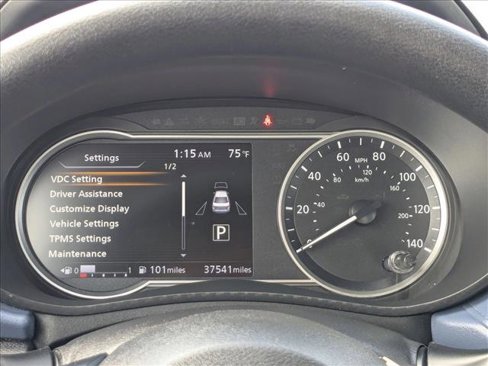 Used 2024 Nissan Versa SV image 11