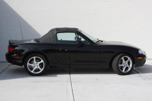 Used 2003 MAZDA MX-5 Miata LS image 29