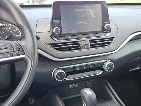 Used 2019 Nissan Altima 2.5 S image 9