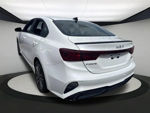 Used 2022 Kia Forte GT-Line w/ GT-Line Premium Package image 11