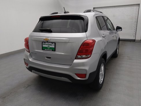 Used 2019 Chevrolet Trax LT w/ LT Convenience Package image 7
