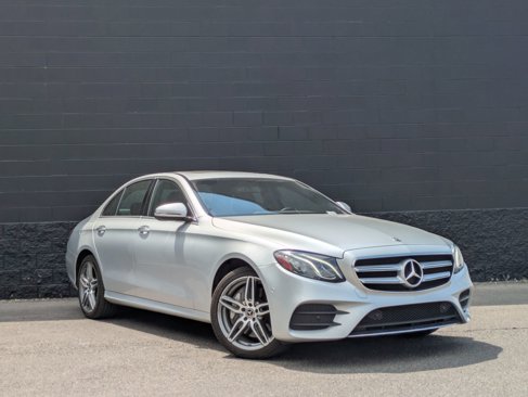 Used 2018 Mercedes-Benz E 400 4MATIC Sedan image 3