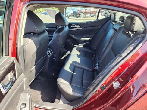 Used 2017 Nissan Maxima 3.5 SV image 31