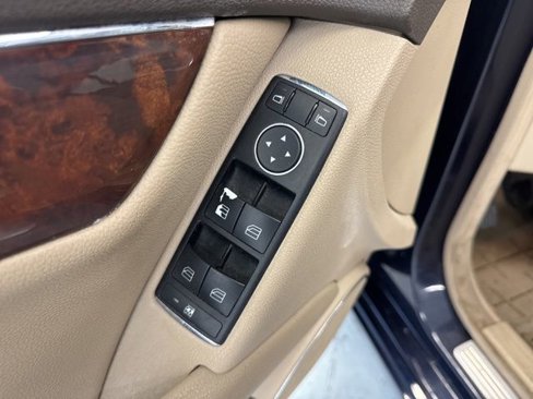 Used 2010 Mercedes-Benz C 300 4MATIC Sedan image 18