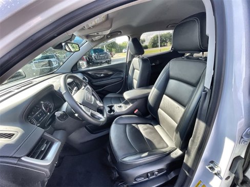 Used 2024 GMC Terrain SLT image 26