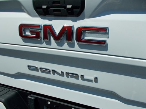 Certified 2020 GMC Sierra 3500 Denali w/ Denali Ultimate Package image 12