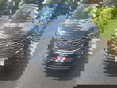 Used 2023 Ford Edge SEL w/ Convenience Package image 5