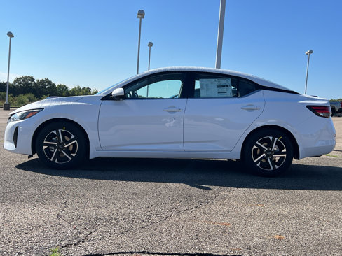 New 2025 Nissan Sentra SV image 4