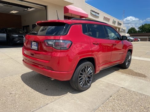 Used 2022 Jeep Compass Limited w/ (RED) Package image 5