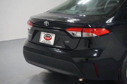 Certified 2023 Toyota Corolla LE image 9