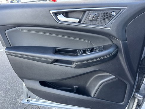 Used 2020 Ford Edge Titanium w/ Cargo Accessory Package image 17