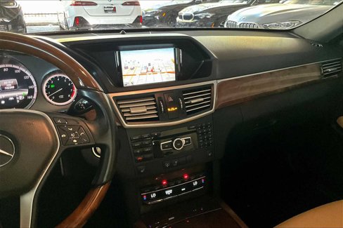 Used 2013 Mercedes-Benz E 350 Sedan image 6