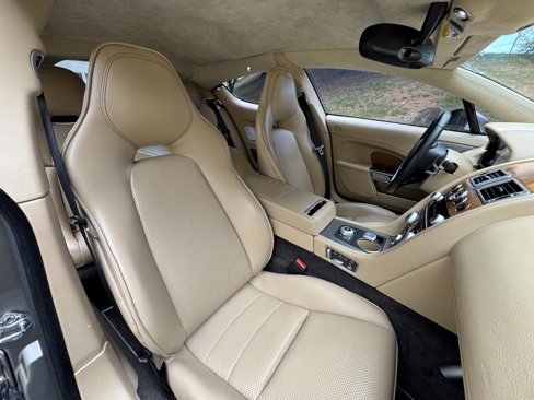 Used 2011 Aston Martin Rapide Luxe image 30