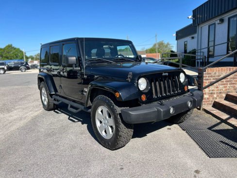 Used 2011 Jeep Wrangler Unlimited Sahara w/ Connectivity Group image 5