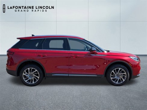 Certified 2022 Lincoln Corsair AWD w/ Equipment Group 101A image 6