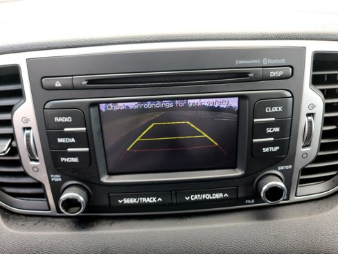 Used 2018 Kia Sportage LX image 17