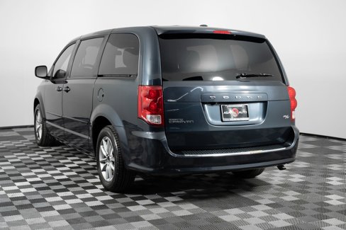 Used 2014 Dodge Grand Caravan R/T w/ Driver Convenience Group image 5