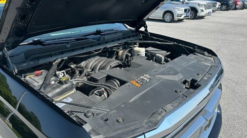 Used 2018 Chevrolet Silverado 1500 High Country image 46