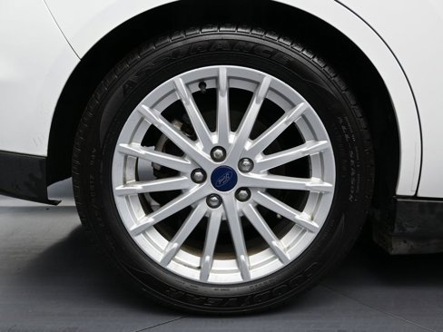 Used 2016 Ford C-MAX SE image 11