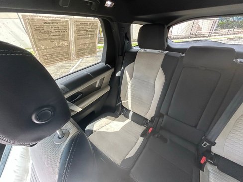 Used 2020 Land Rover Discovery Sport SE R-Dynamic image 13