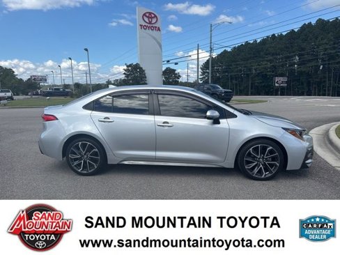 Used 2022 Toyota Corolla SE image 2