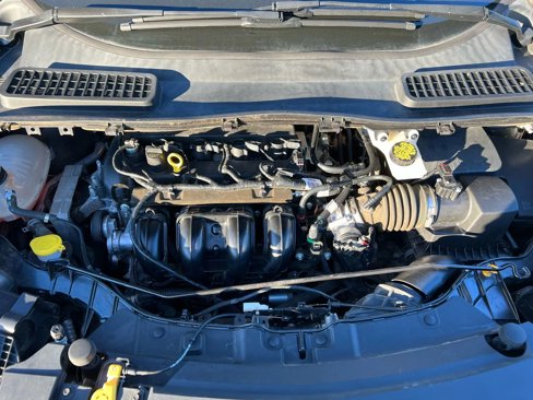 Used 2017 Ford Escape S image 9