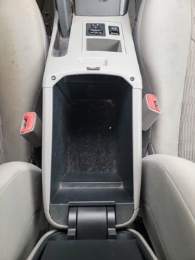 Used 2011 Toyota RAV4 4WD image 23